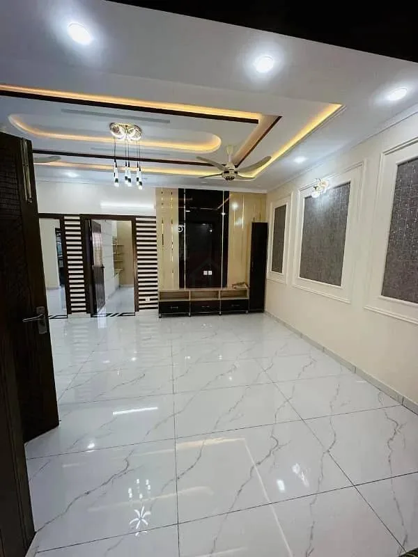 7 Marla Newly Constructed Home Available in Jinnah Garden