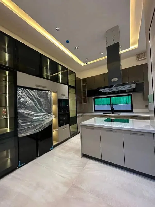 1 Kanal Contemporary House Available in DHA-2 Islamabad