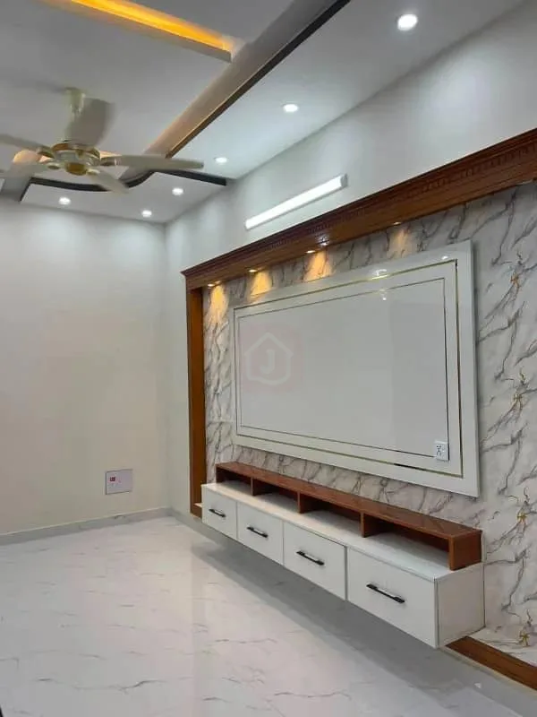 10 Marla House for Sale in Top City 1 - Block A