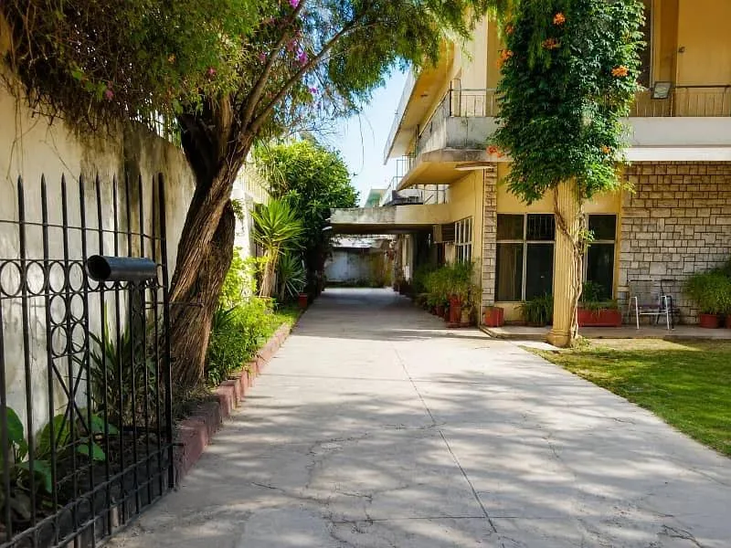 Investment Opportunity in F-8 Islamabad 50X90