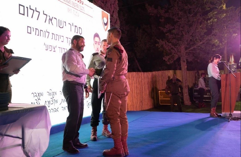 סמ"ר ישראל ללום מירושלים נבחר לאחד ממצטייני מפקד אוגדה 98