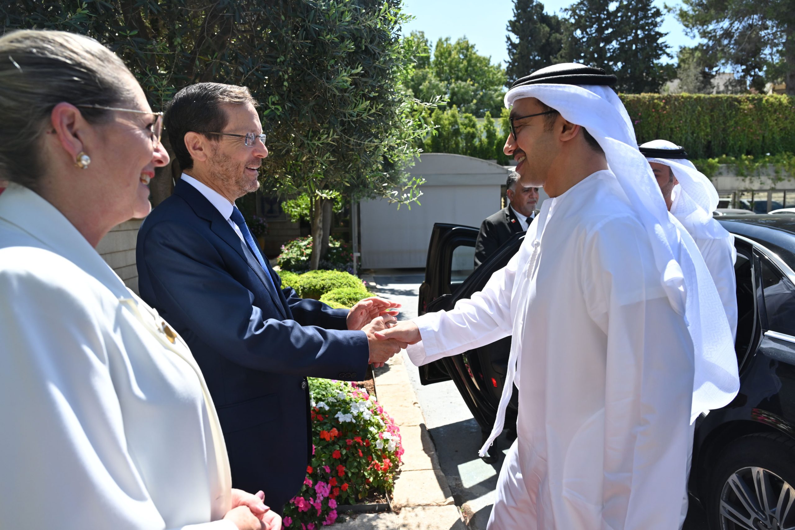 נשיא המדינה קיבל את פניו של שר החוץ של איחוד האמירויות, השייח׳ עבדאללה בן זאיד אאל נהיאן