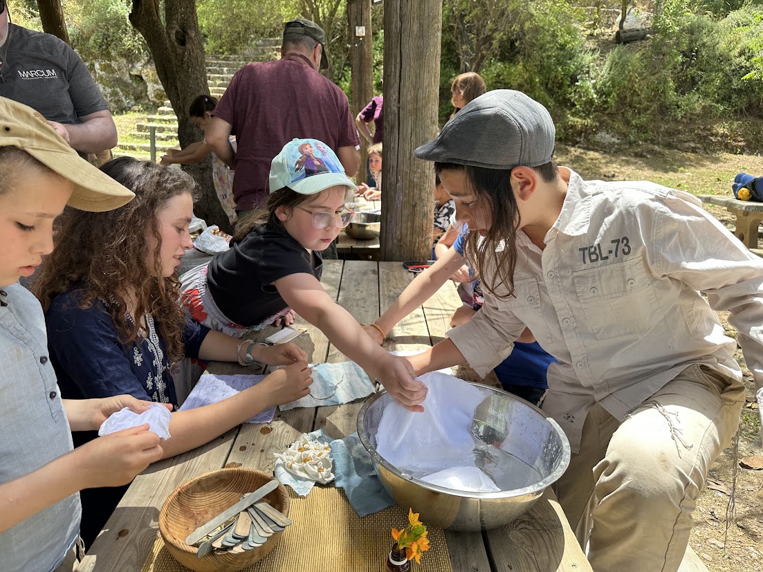 לגעת בטבע פסטיבל האביב למלאכות קדומות בעין יעל – חוה"מ פסח