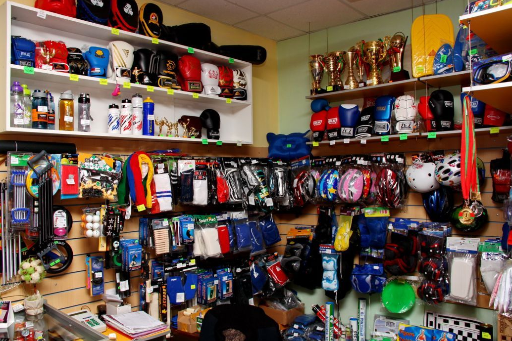 How to open a popular online sporting goods store