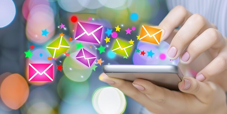 Comment utiliser la preuve sociale pour augmenter les conversions dans le marketing par e mail