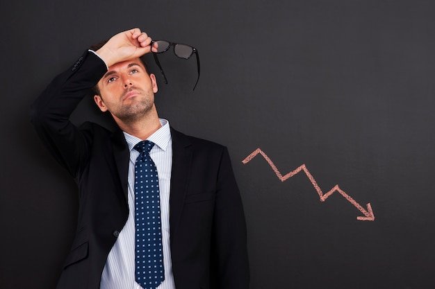 9 non obvious signs of impending business disaster