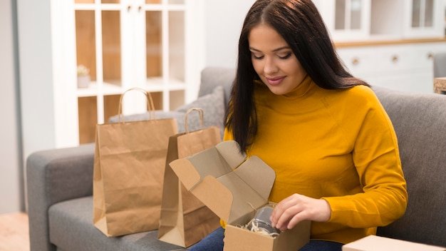 Useful tips for packaging goods for an online store
