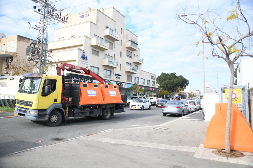 עיריית חיפה החלה בהצבתם של  כ-200 מיכלי מיחזור בקרית חיים ושמואל