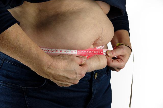 שומן עודף בגוף – כיצד ניתן לטפל?
