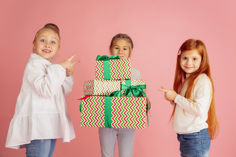 5 טיפים לרכישת מתנות לילדים בצורה חכמה