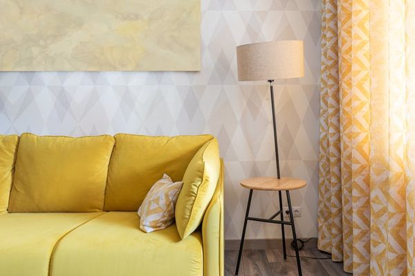 השפעת צבעי הספה על אווירת הסלון: מדריך לבחירת צבעים
