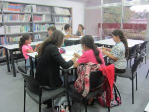 שיתוף פעולה ייחודי בין הספריה העירונית בקרית אתא לתלמידי החטיבה רוגוזין