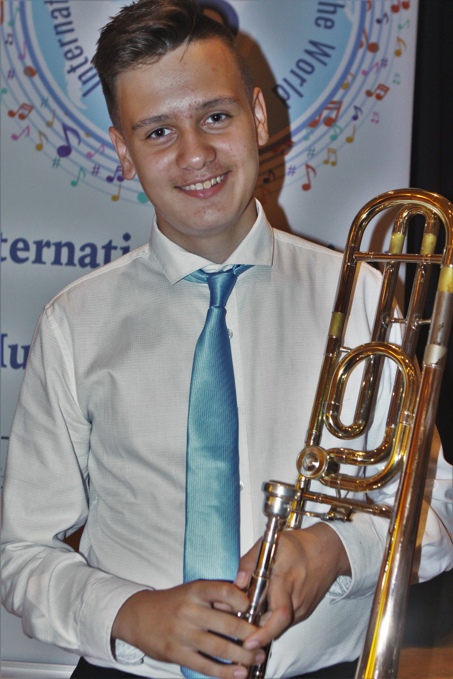 תלמידי מרכז המוסיקה העירוני זכו במקום הראשון בתחרות מוסיקה בינלאומית לנגנים צעירים