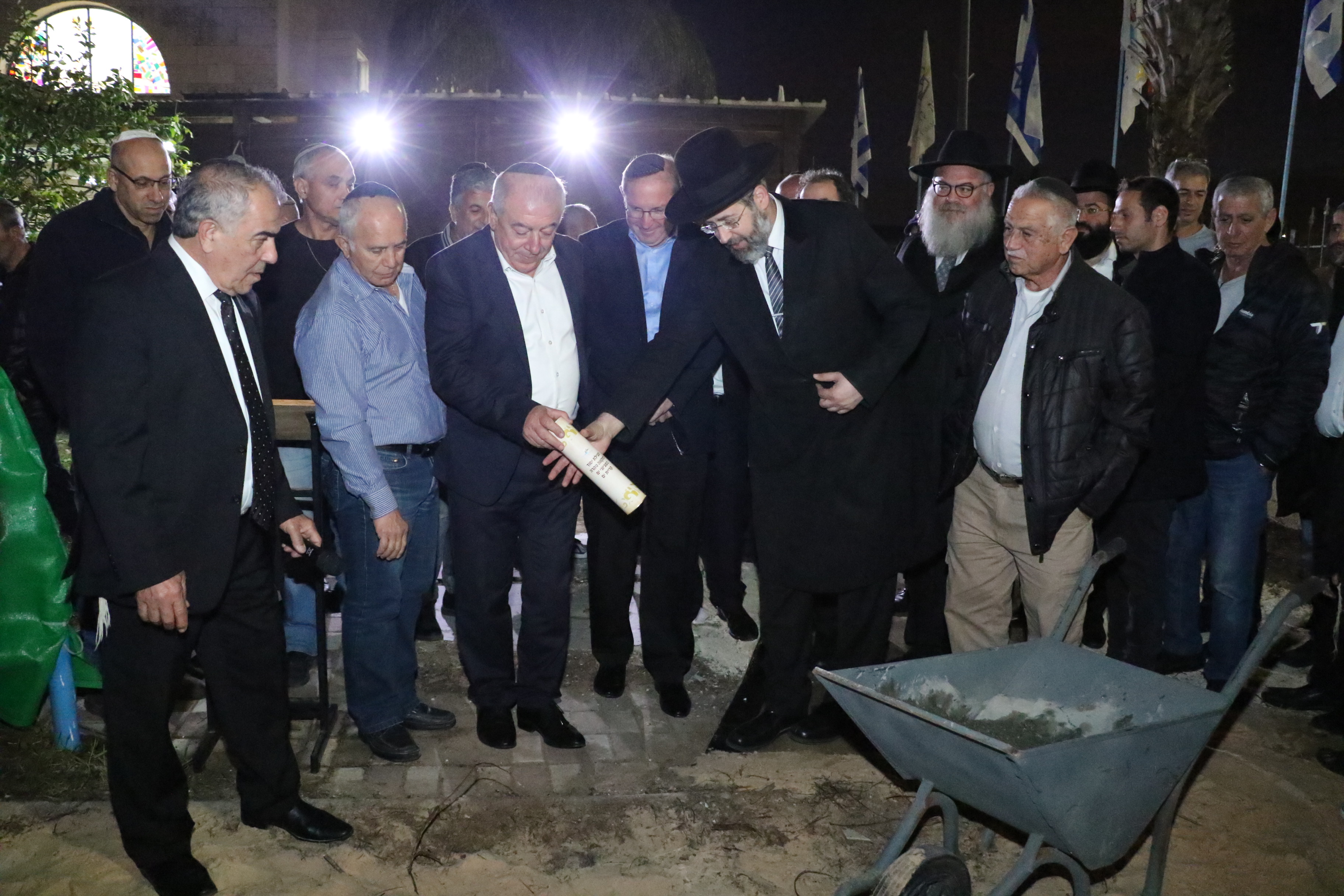 במעמד הרב הראשי לישראל הונחה אבן פינה למקווה טהרה חדש בקריית ים