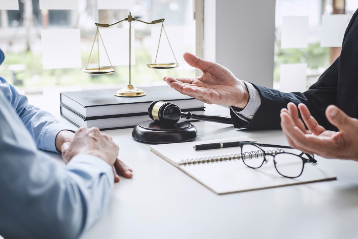 ליווי משפטי בתחום הפיננסי – מגן על כל בעל עסק