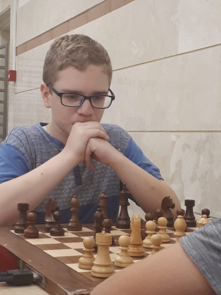  בן 15 ממועדון השחמט של קריית ים ייצג את מחוז הצפון בגמר אליפות הנוער בשחמט