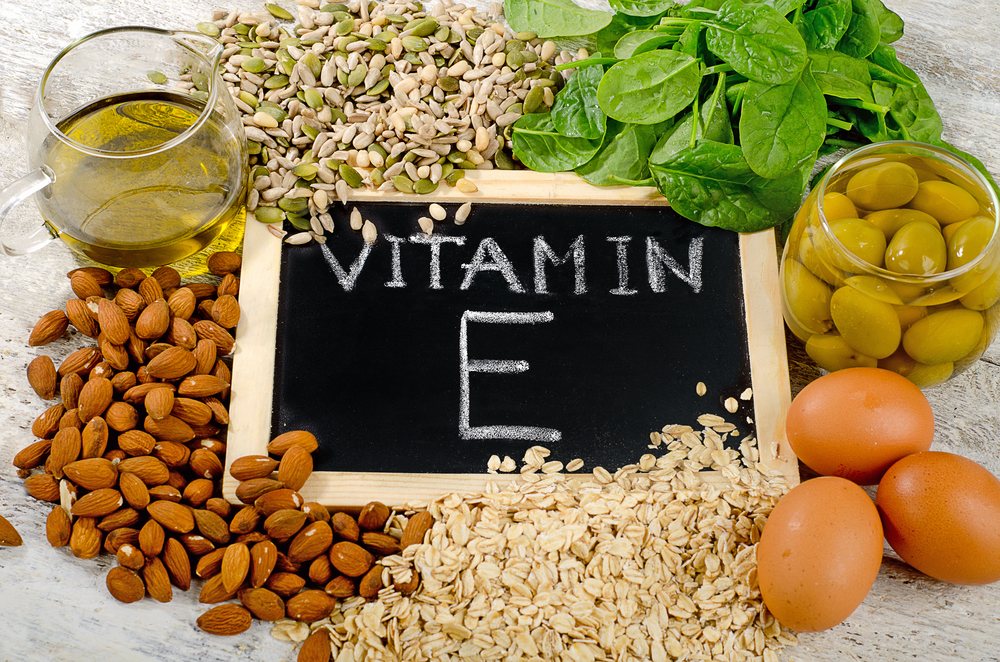 נוגד חמצון אלפא: יתרונותיו הבריאותיים של ויטמין  E