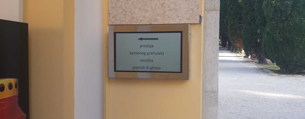 Prodaja kamenog granulata na gradskom groblju u Rovinju