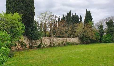 GRAĐEVINSKI RADOVI NA SANACIJI SJEVERNOG ZIDA NA GROBLJU U ROVINJSKOM SELU