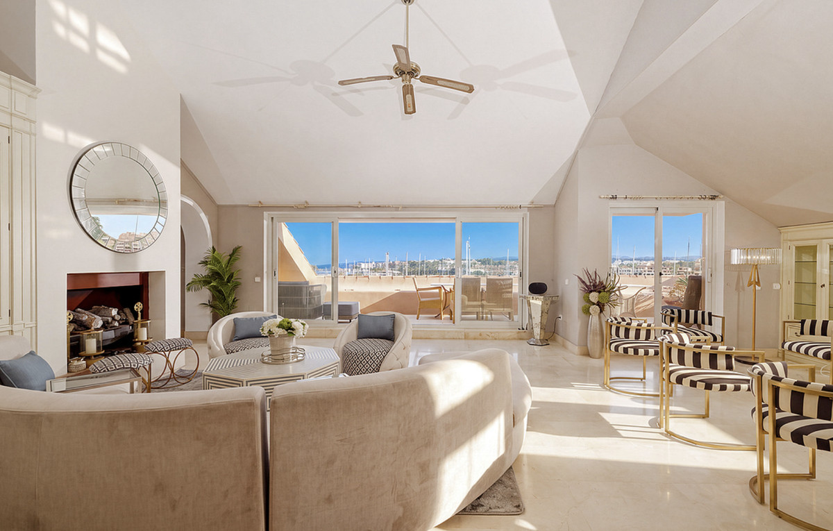 A penthouse built from three flats above Sotogrande's port