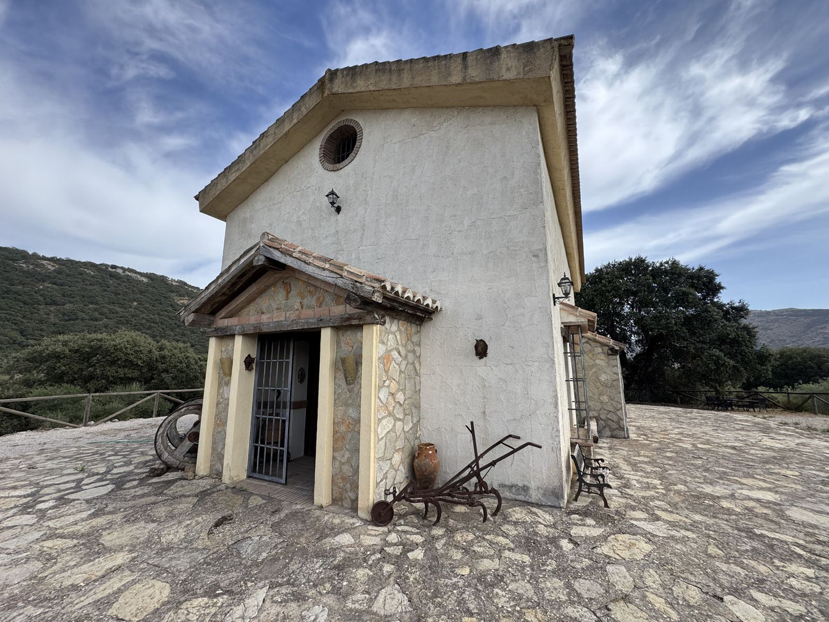 Finca - Cortijo in Alfarnate