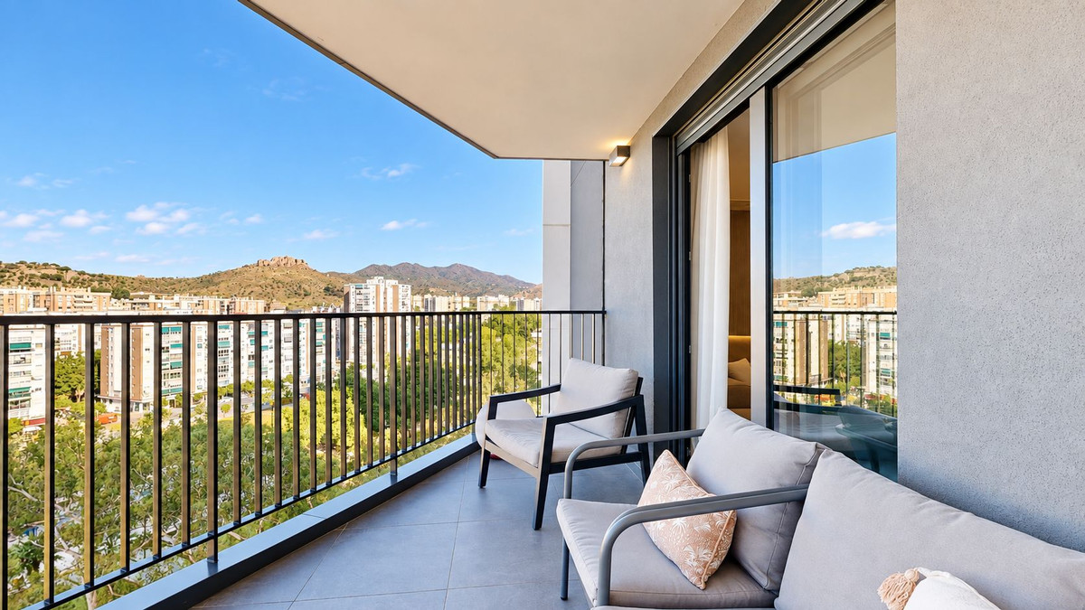 Middle Floor Apartment in Martiricos