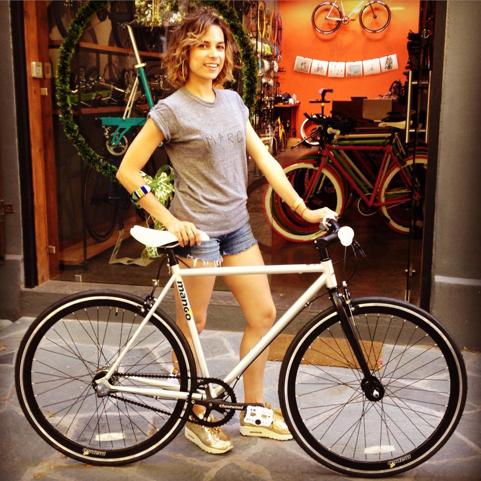 mango fixie bike