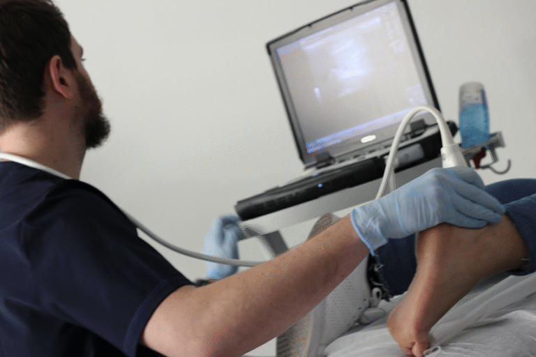 Abordajes ecoguiados avanzados en lesiones deportivas: punción seca y electrolisis sin errores