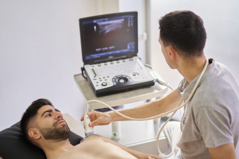 Cómo la ecografía musculoesquelética optimiza la seguridad en intervenciones invasivas
