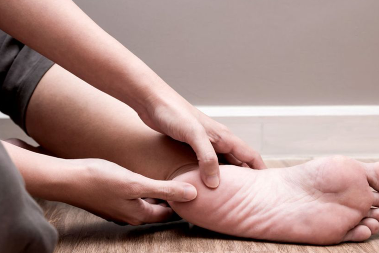 Tratamiento ecoguiado con punción seca en la fascitis plantar crónica: eficacia y protocolo clínico actualizado