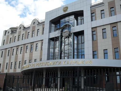 Верховный суд Республики Калмыкия установил, что представитель Виктора Батурина намеревался причинить вред Елене Батуриной