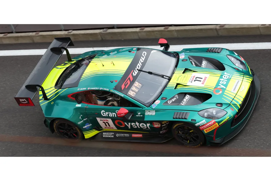 Aston Martin Vantage AMR GT3 EVO No.11 Comtoyou Racing