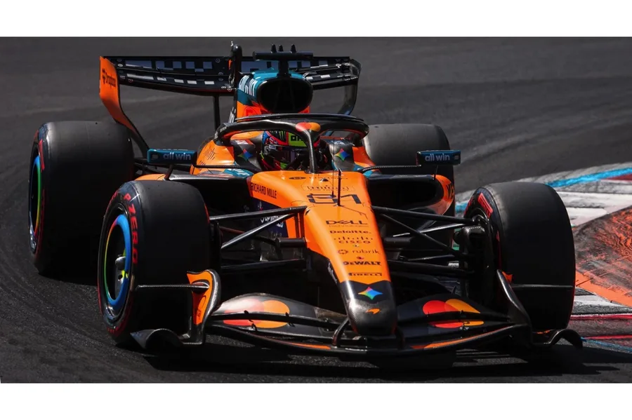 McLaren Mastercard F1 Team MCL40 No.81 5th Italian GP 2026