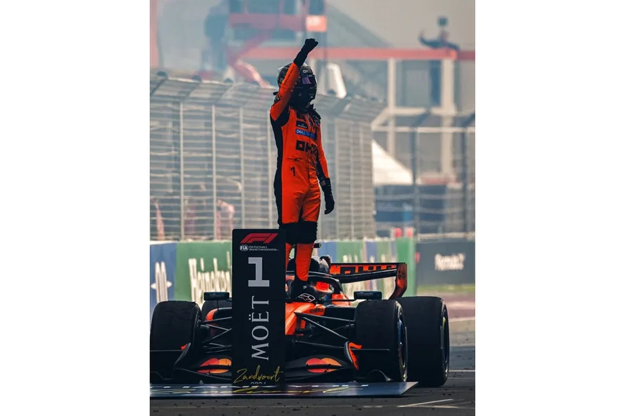 McLaren Mastercard F1 Team MCL40 No.1 Winner Dutch GP 2026