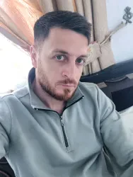 أحمد زيتون