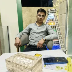 عدنان نجيب القدور