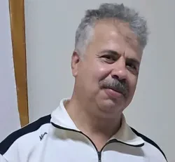 محمود عنقه