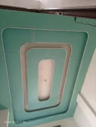 ثائر