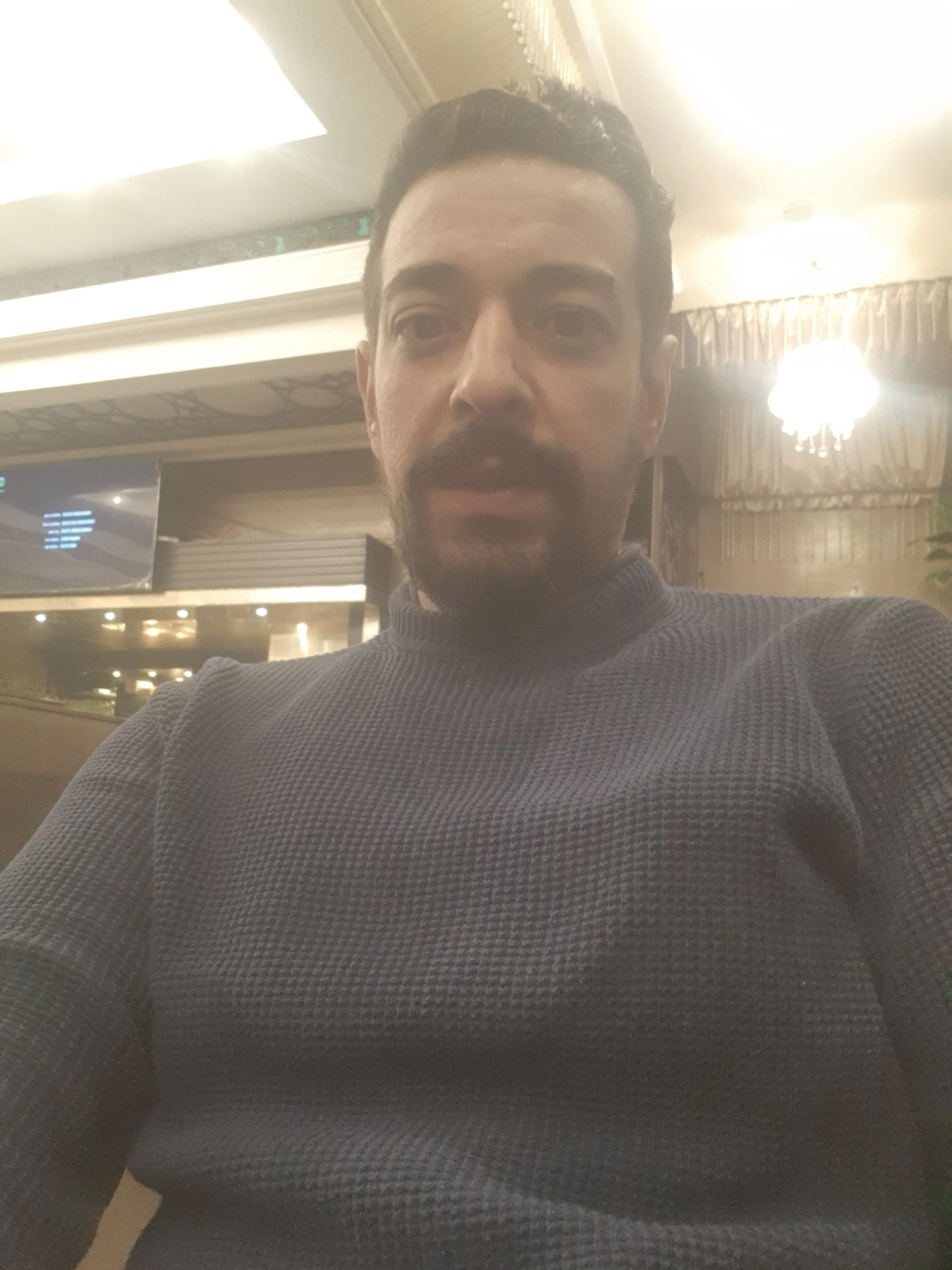 عادل