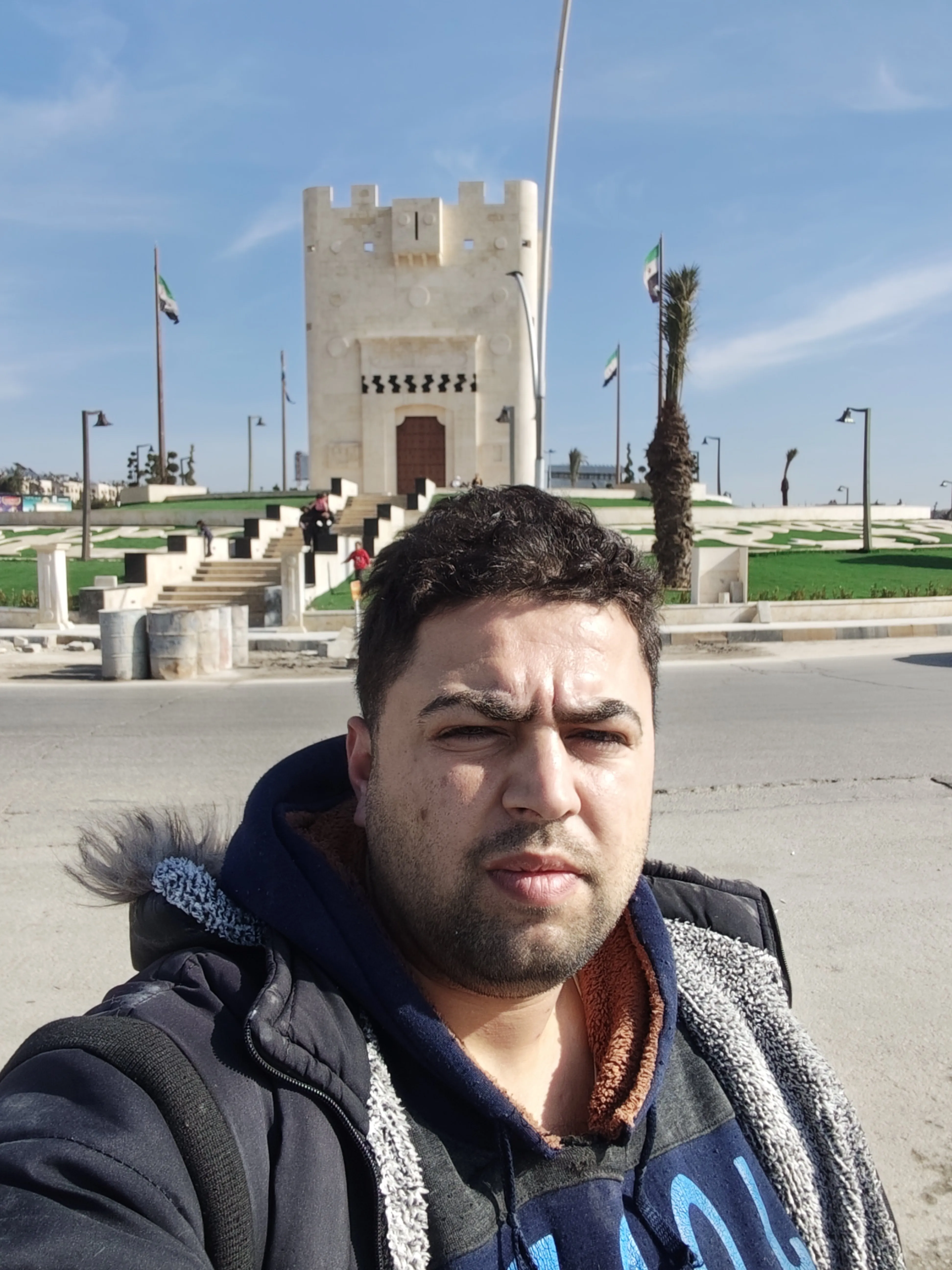 ايمن