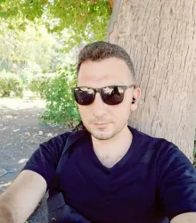 أنس