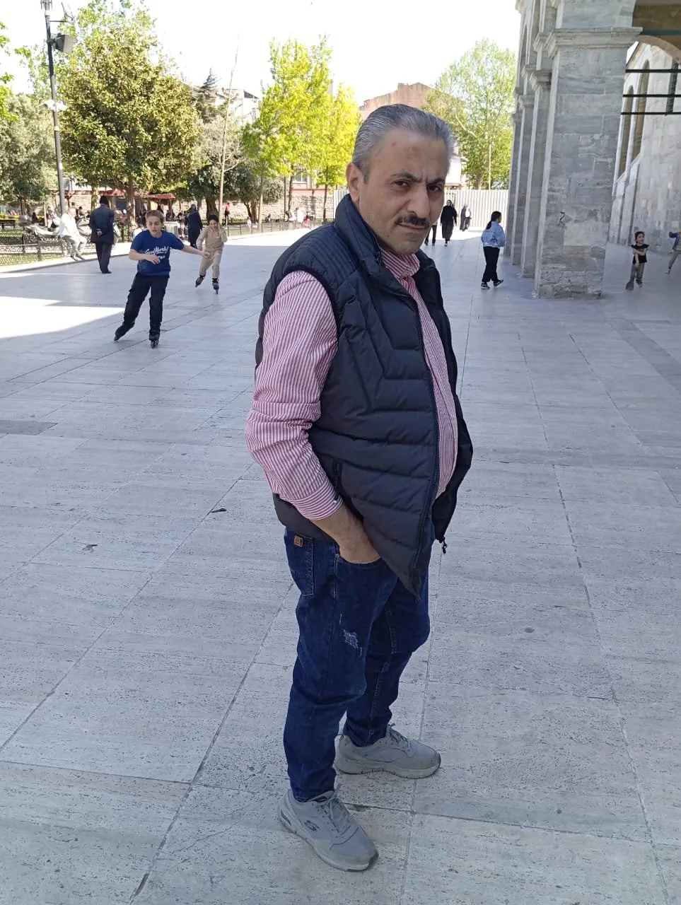 بسام