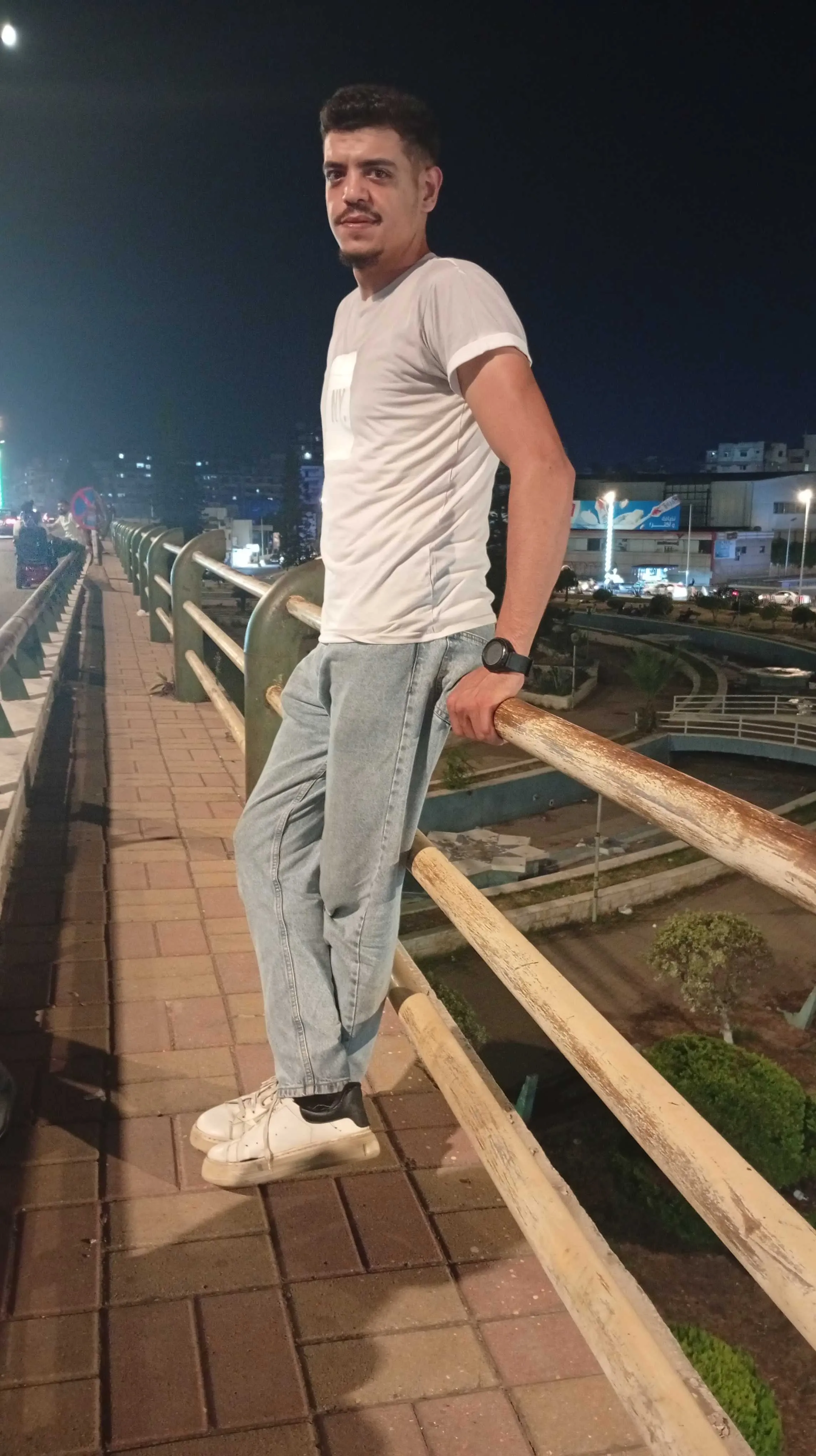 زين الدين ، كهربائي منزلي