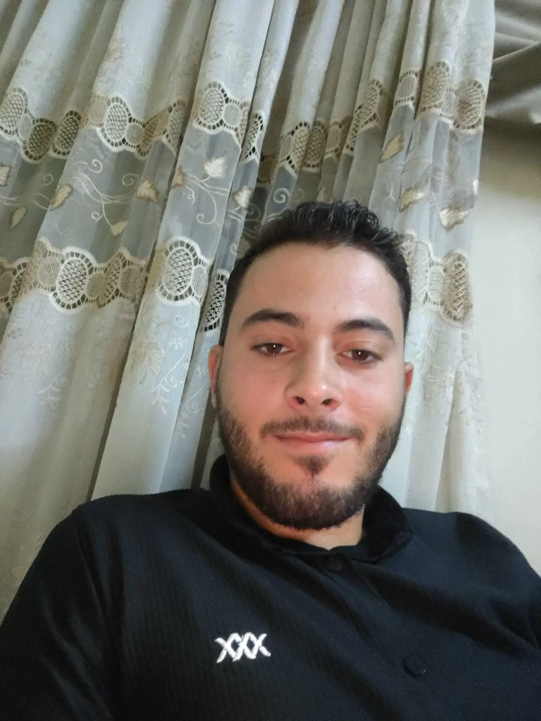 أحمد الدهان بخاخ الموبيليا