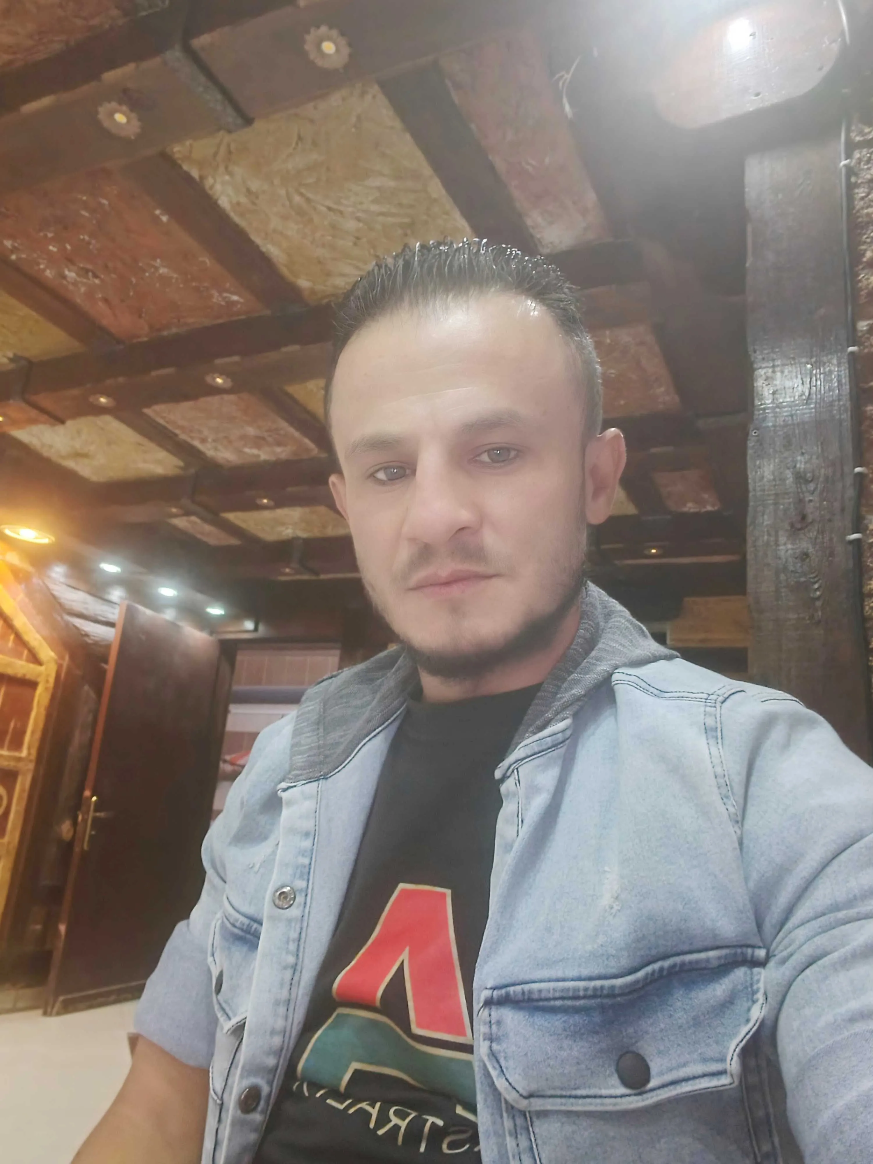 ابو احمد