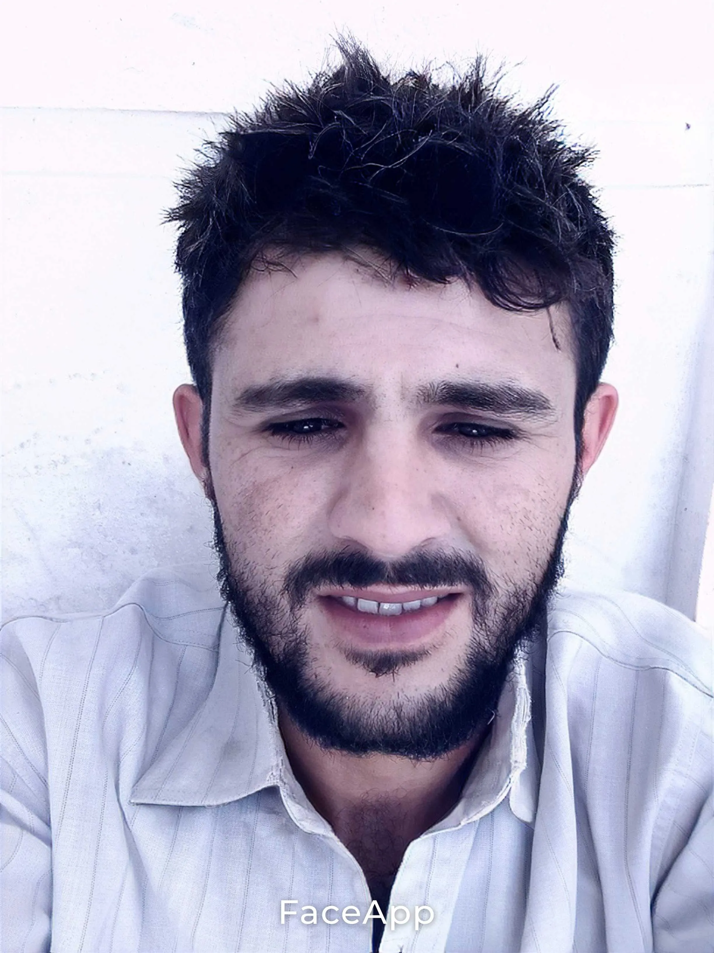 محمد عامل ايه شيئ