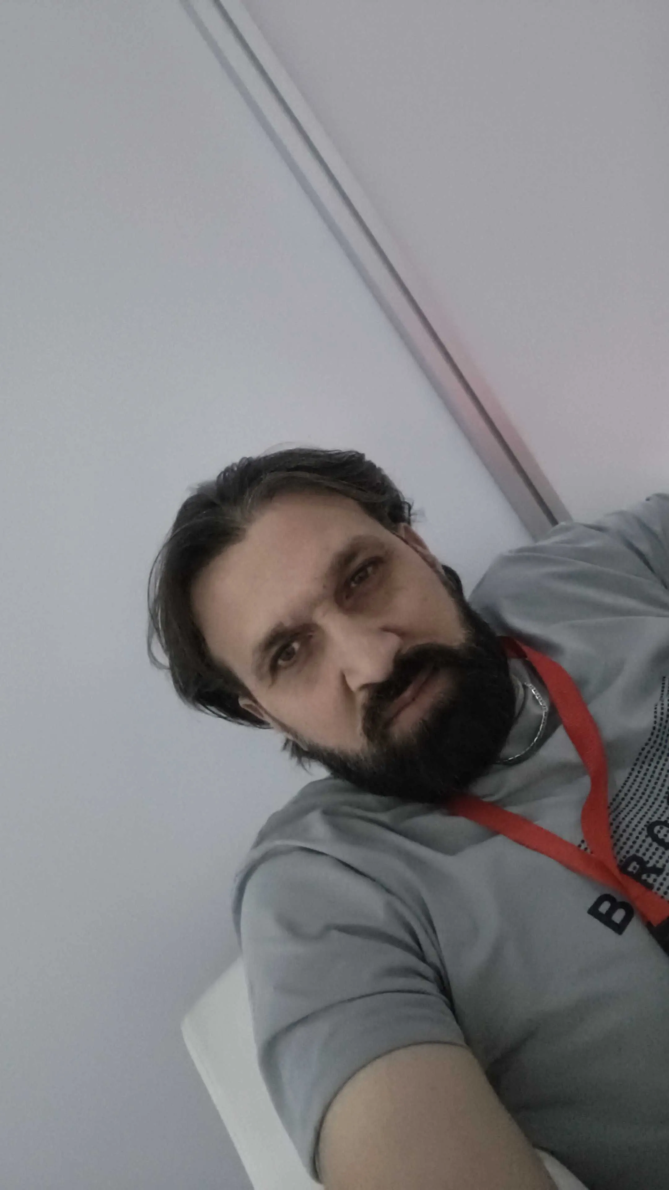 أيمن سراج