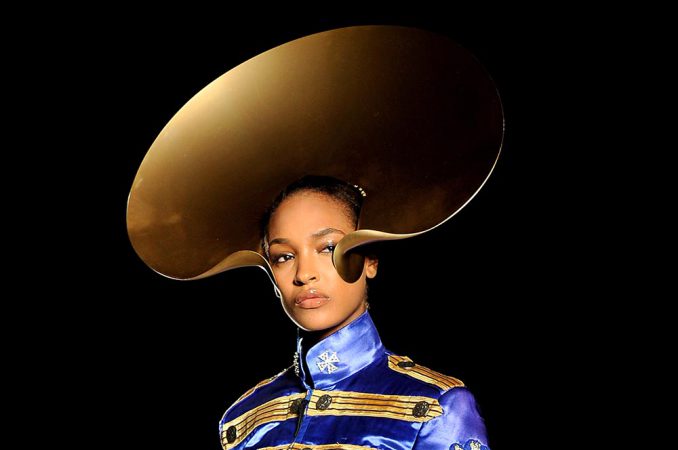 Уникальная выставка шляпного мастера Филипа Трейси «Шляпы в 21 веке»