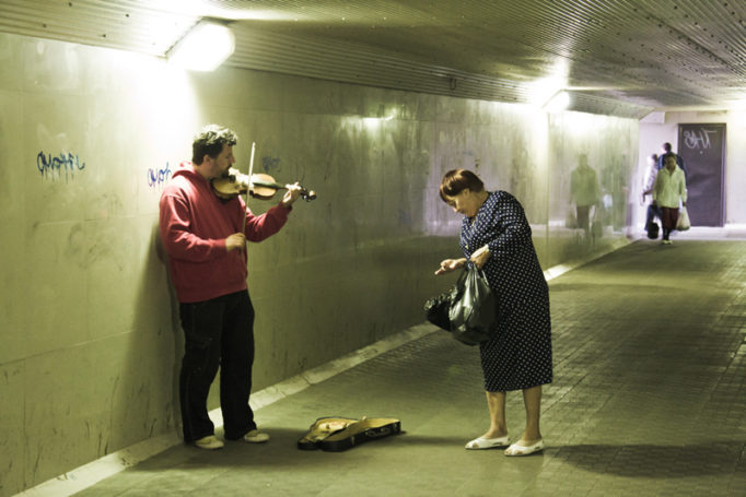 Музыка в метро или столичное подземка примет на работу музыкантов