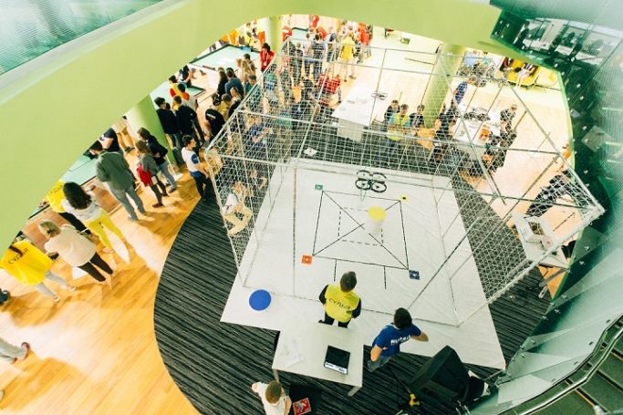 LEGO Education поддержит участников заключительного этапа Всемирной Робототехнической Олимпиады — 2018